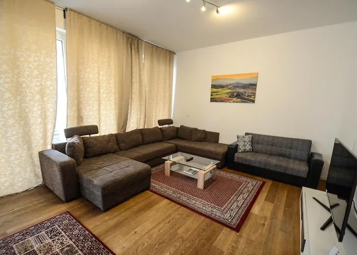 - High-quality In The Heart Of 3 Apartment Stuttgart